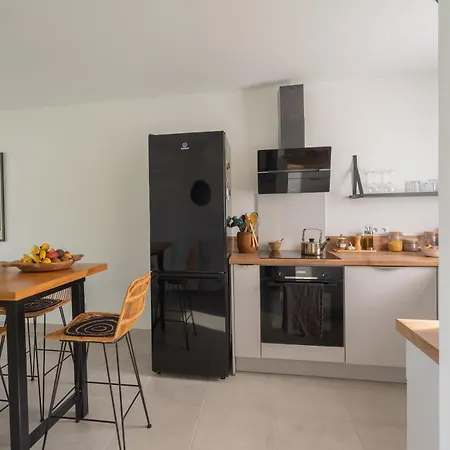 Casa vacanze Jolie Maison A Saint-palais *